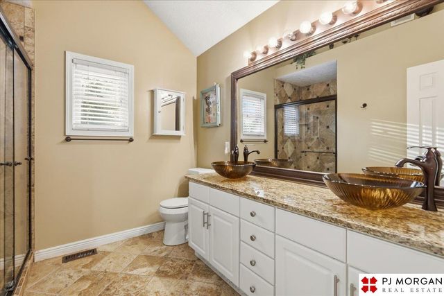 4504 N 167th Street, Omaha, NE 68116