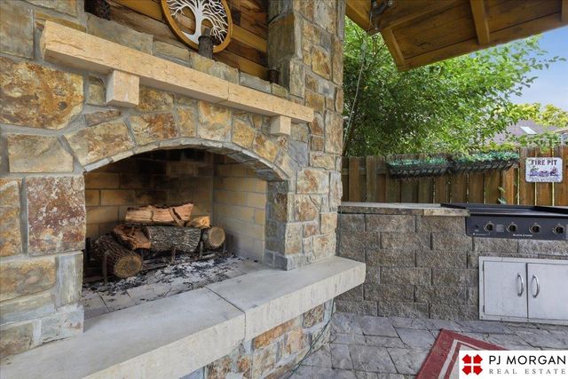 4504 N 167th Street, Omaha, NE 68116