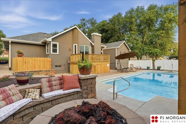 4504 N 167th Street, Omaha, NE 68116