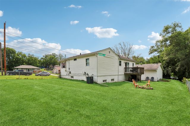 3902 SE 8th Street, Des Moines, IA 50315