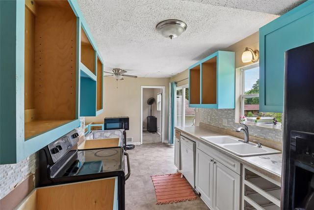 3902 SE 8th Street, Des Moines, IA 50315