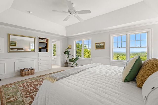 541 South Road, Hopkinton, NH 03229