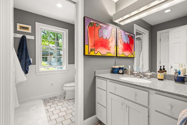 541 South Road, Hopkinton, NH 03229