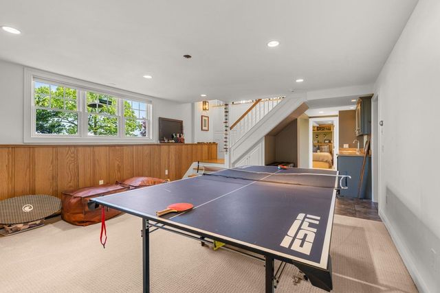 541 South Road, Hopkinton, NH 03229