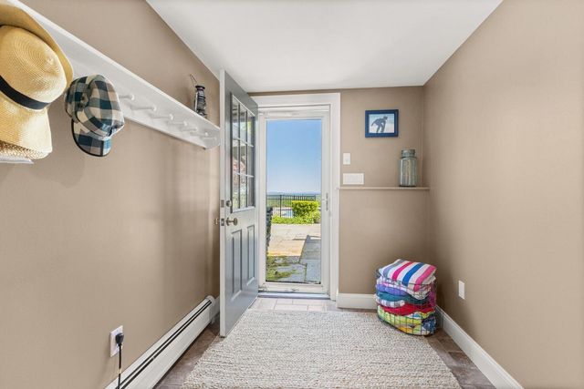 541 South Road, Hopkinton, NH 03229