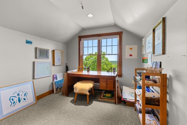 541 South Road, Hopkinton, NH 03229