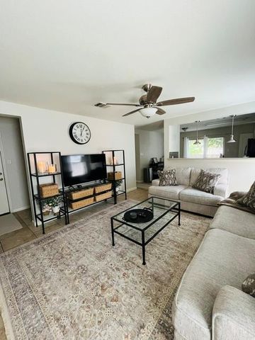 13623 Merseyside DR, Pflugerville, TX 78660
