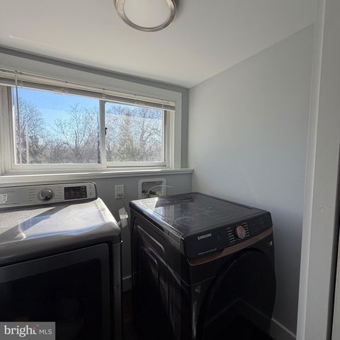 115 E MONMOUTH ST, Winchester, VA 22601