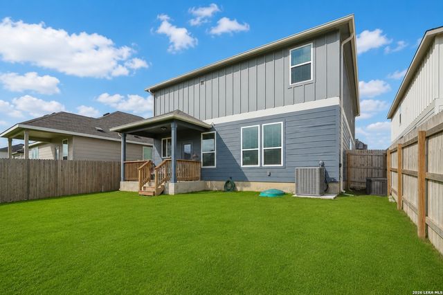 4037 SUN MEADOW LN, Seguin, TX 78155