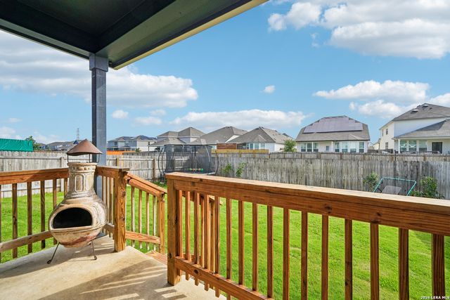 4037 SUN MEADOW LN, Seguin, TX 78155
