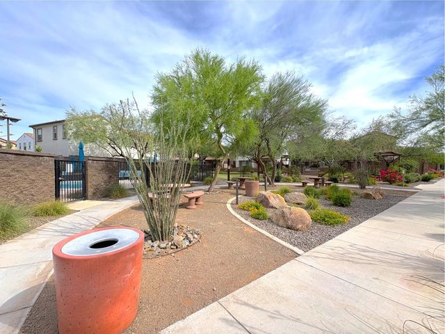 2345 W Gloria Lane, Phoenix, AZ 85085