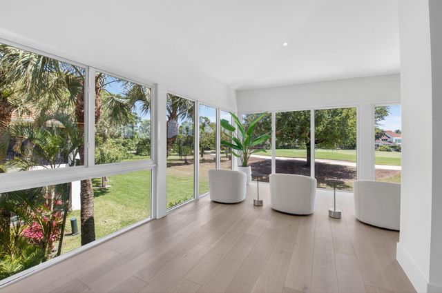 5846 NW 24th Avenue 202, Boca Raton, FL 33496