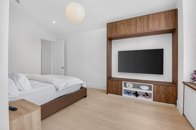 5846 NW 24th Avenue 202, Boca Raton, FL 33496