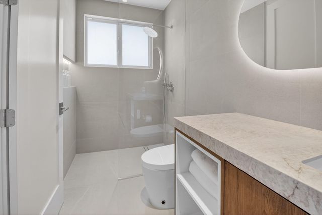 5846 NW 24th Avenue 202, Boca Raton, FL 33496