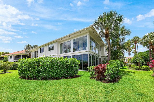5846 NW 24th Avenue 202, Boca Raton, FL 33496