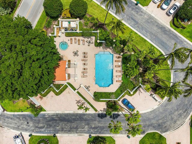5846 NW 24th Avenue 202, Boca Raton, FL 33496