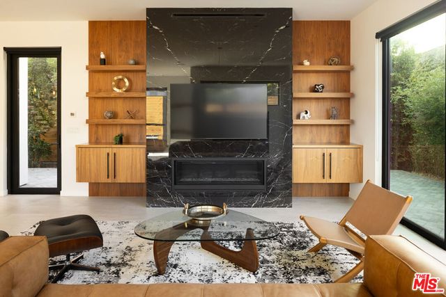 212 Bay St 103, Santa Monica, CA 90405