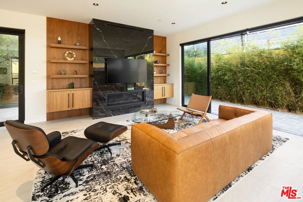 212 Bay St 103, Santa Monica, CA 90405