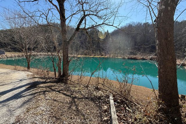 520 State Hwy 708, Beattyville, KY 41311