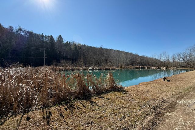 520 State Hwy 708, Beattyville, KY 41311