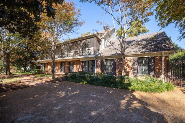 5498 N ANGELA RD, Memphis, TN 38120