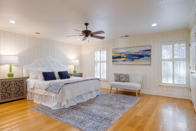 5498 N ANGELA RD, Memphis, TN 38120