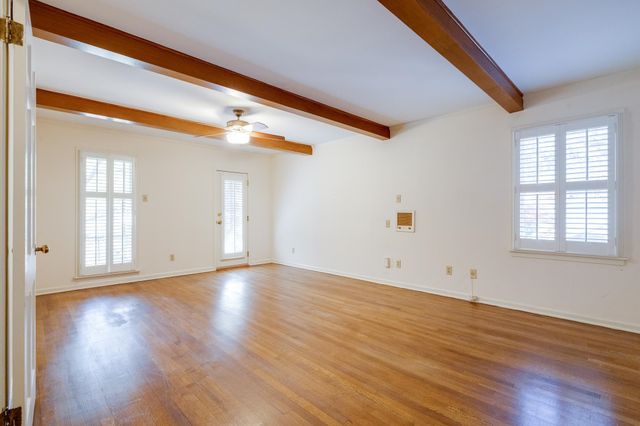 5498 N ANGELA RD, Memphis, TN 38120