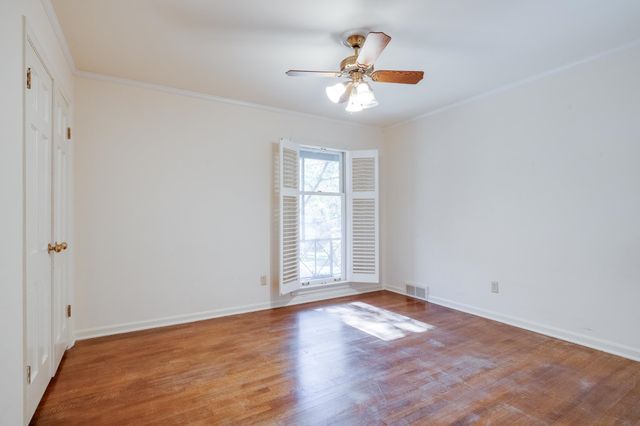 5498 N ANGELA RD, Memphis, TN 38120