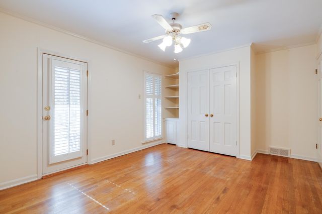 5498 N ANGELA RD, Memphis, TN 38120