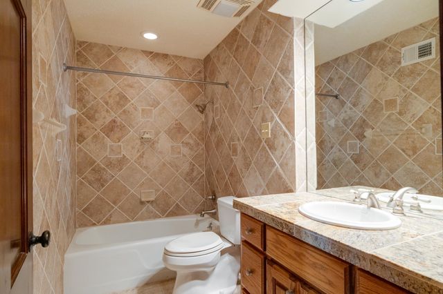 5498 N ANGELA RD, Memphis, TN 38120