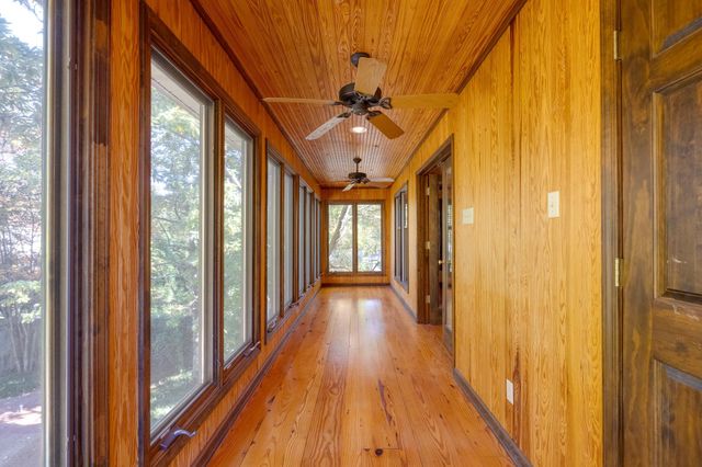 5498 N ANGELA RD, Memphis, TN 38120