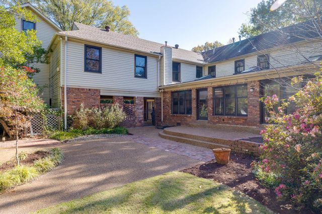 5498 N ANGELA RD, Memphis, TN 38120