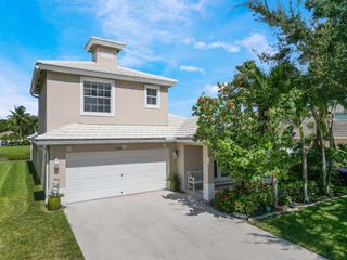 6821 Hendry Drive, Lake Worth, FL 33463