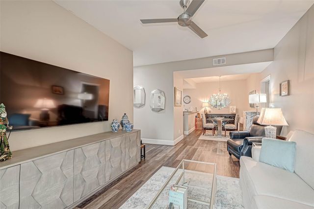 11711 Memorial Drive 389, Houston, TX 77024