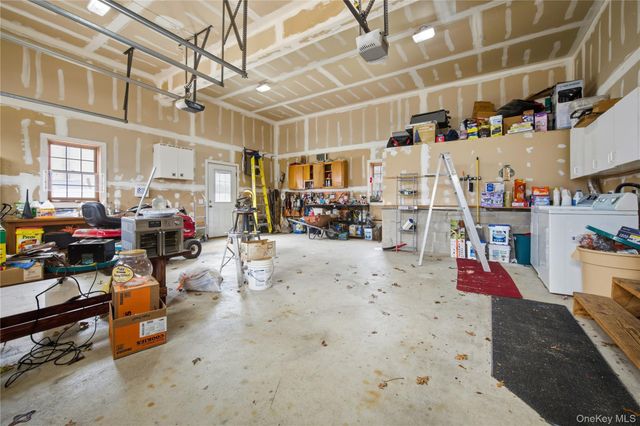 471 Southport Street, Ronkonkoma, NY 11779