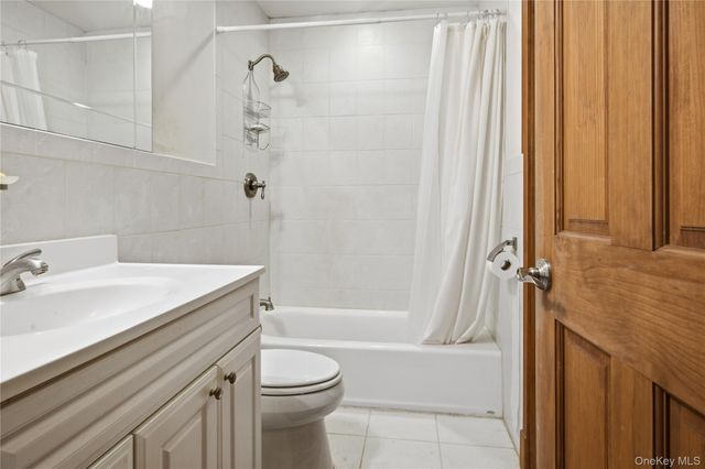 471 Southport Street, Ronkonkoma, NY 11779