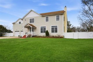 471 Southport Street, Ronkonkoma, NY 11779