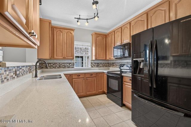 7187 DEERFOOT POINT Circle 3, Jacksonville, FL 32256