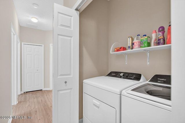 7187 DEERFOOT POINT Circle 3, Jacksonville, FL 32256