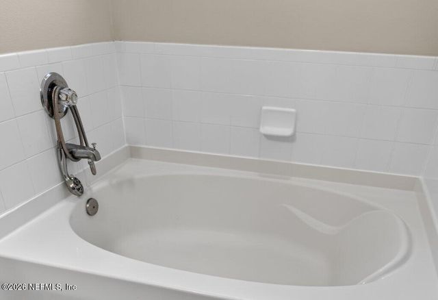 7187 DEERFOOT POINT Circle 3, Jacksonville, FL 32256