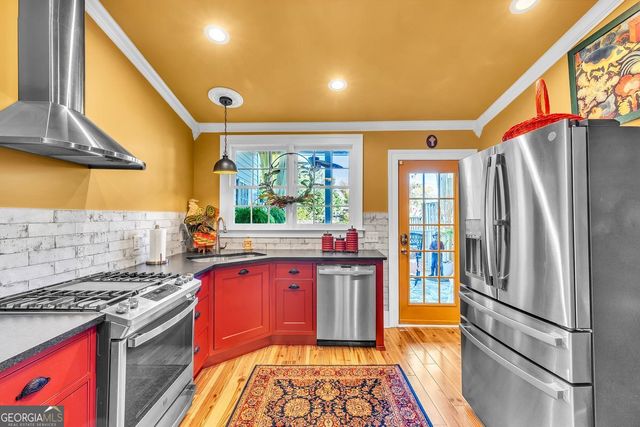 528 E Jones Street, Savannah, GA 31401