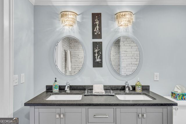 528 E Jones Street, Savannah, GA 31401