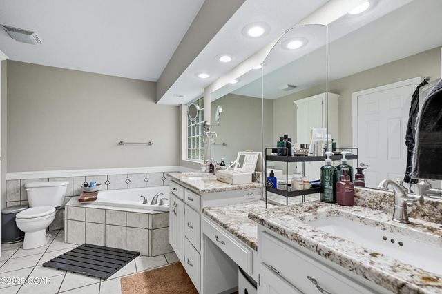 505 Timber Hill Rd, Joplin, MO 64801