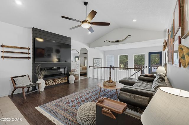 505 Timber Hill Rd, Joplin, MO 64801