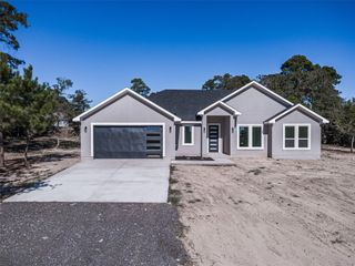 150 Tonkawa DR, Paige, TX 78659