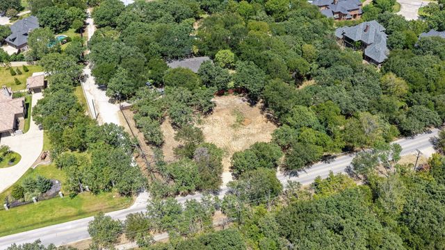 1196 W Continental Boulevard, Southlake, TX 76092