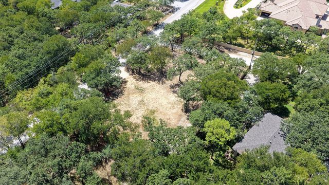 1196 W Continental Boulevard, Southlake, TX 76092