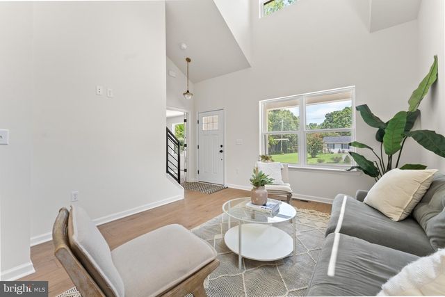 12308 PINEY LN, Remington, VA 22734