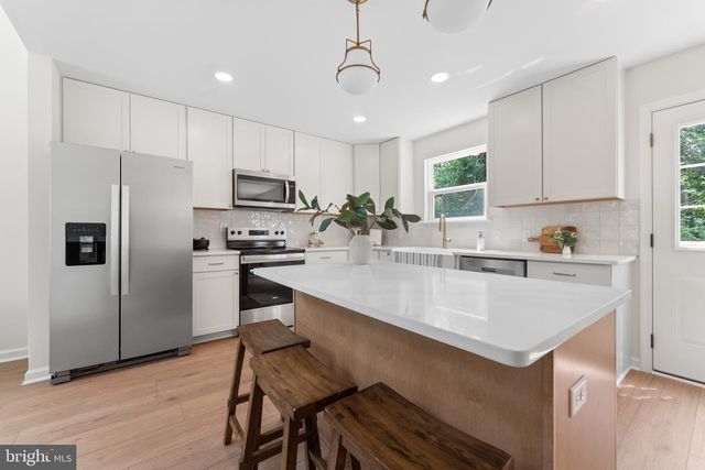 12308 PINEY LN, Remington, VA 22734