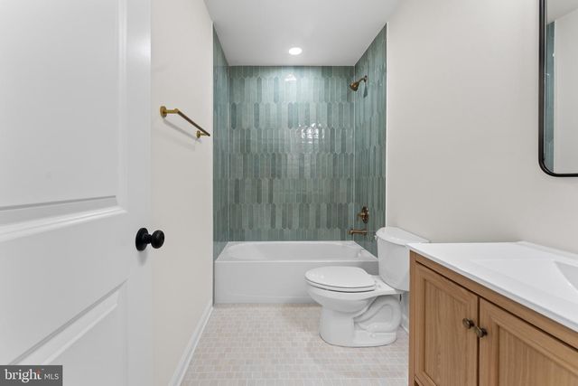 12308 PINEY LN, Remington, VA 22734